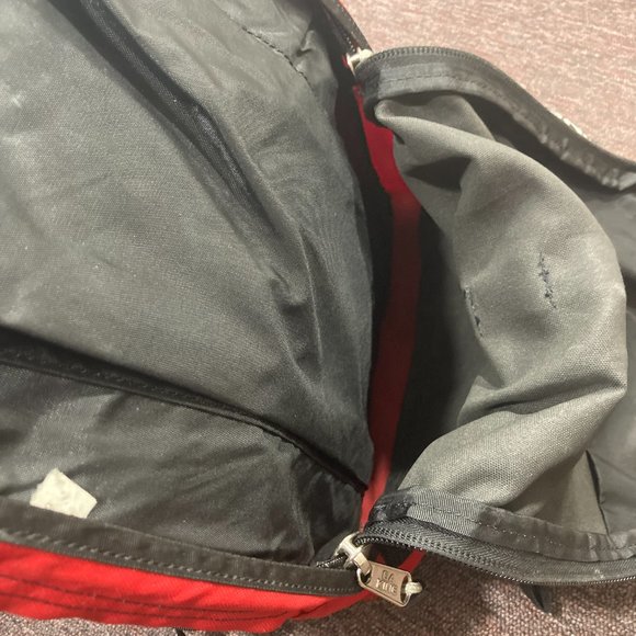 Dakine Heli Pack Ski Snowboard Backpack Rucksack Bag Hiking Red Black - Picture 8 of 10